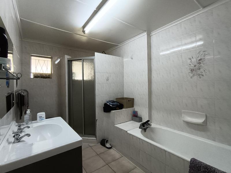 5 Bedroom Property for Sale in Bergsig Eastern Cape